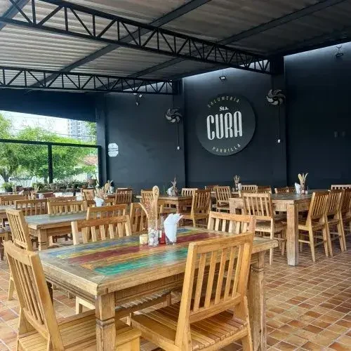 Móveis para bar e restaurante – Madeira de Demolição Bahia (12)